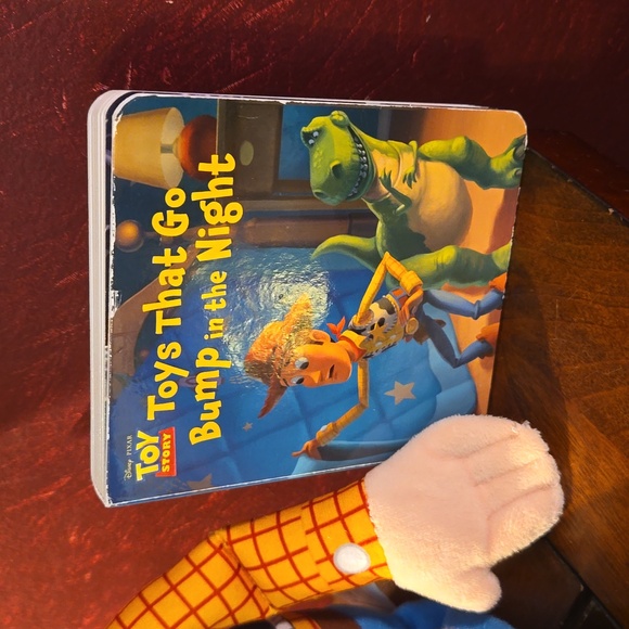 Kohl's  Cares - Toy Story - Appr. 18" Woody Plush Doll & 5 Books & 1 Mini Book - Picture 3 of 14